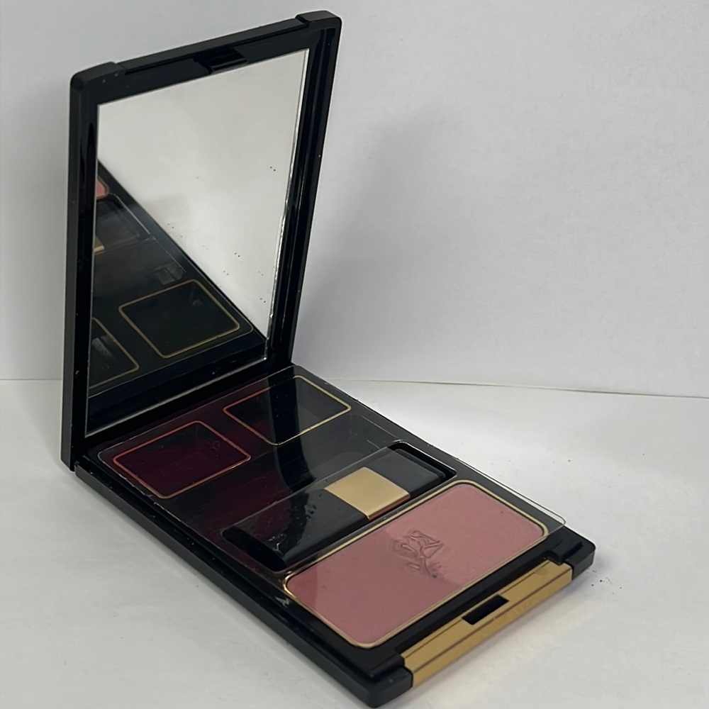 lancome blush subtil  Fraise Harmonie